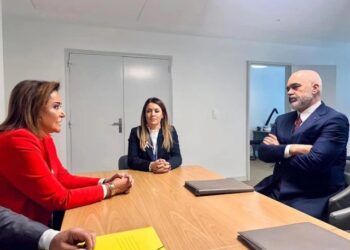 Shefja e Misionit grek, Dora Bakojanis zbardh takimin me Edi Ramën në KiE: E njoh prej 20 vitesh