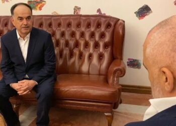Pse Rama u takua ‘kokë më kokë’ me Begajn? Vangjeli: Diskutuan për kreun e ri të SHISH, 3 kushtet që duhet të plotësojë