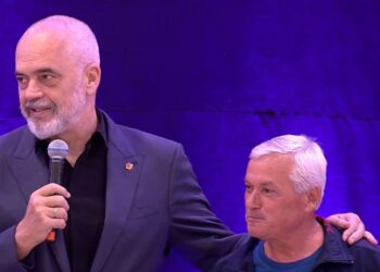 Rama batuta me qytetarin në Dibër: Mos ha, hajde çik ktu. Nuk iu ndave blusë, më shkatërrove fare!