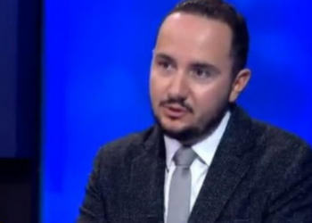 Hapja e dosjeve të Sigurimit/ Salianji kundër: S’mund të kalohej me hije që shfaqen natën, PD ra në grackë. Ta shtynte