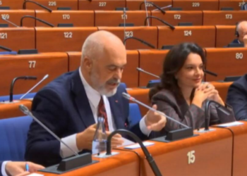 Urrejtja për Edi Ramën si arsye për të mos dashur Shqipërinë!