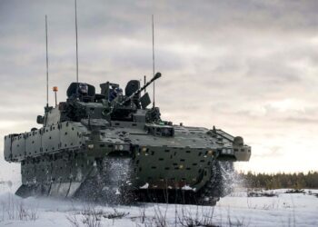 FOTO / 3.2 miliardë paund në kosh! Tanku që do të ndryshonte historinë është një dështim kolosal