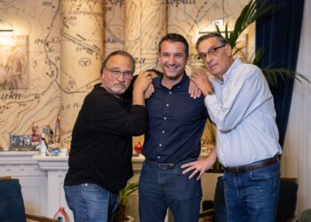 Veliaj pret aktorin e madh me origjinë shqiptare, Jim Belushi: I lumtur që do të promovojë Tiranën në median amerikane