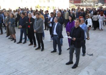 Protestat për rritje pagash, pedagogët: Të mërkurën në orën 16:00 nis greva e urisë