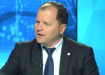 “I thashë Metës nuk të shkonte kostumi i presidentit”/ Maliqi: Urdhëri i Ramës ishte që…