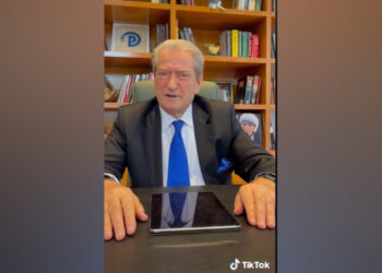 Berisha hap profil në TikTok: Teknologjia është pasioni im