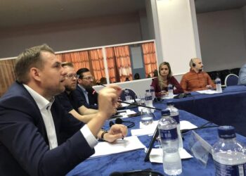“Të korruptuarit s’kanë vend në parti”/ Gjermanët e CDU në Tiranë, mesazh për Berishën: Nuk mjafton të thuhet, “përgjegjësia është individuale”