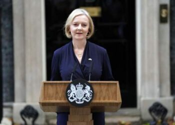 Dorëhiqet kryeministrja e Britanisë së Madhe