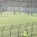 Tjetër episod dhune në futbollin shqiptar, tifozët e Delvinës bëjnë për spital arbitrin