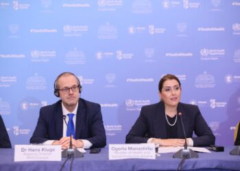 Forumi Rajonal i OBSH për Shëndetin e të Rinjve në Tiranë, Kluge: Dy doza vaksina për njerëzit vulnerabël