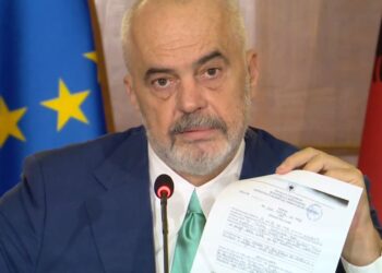 Rama publikon dokumentet për ‘Syrin e Tiranës’: Gjoba ka rënë në duart e një gjykatësi të verbuar, sa pa iu dridhur dora i dha …!