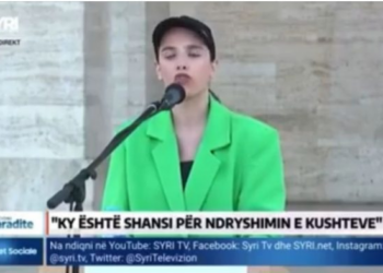 FOTO+VIDEO/ Berisha dërgon të rinjtë e forumit rinor të PD te protesta e pedagogëve