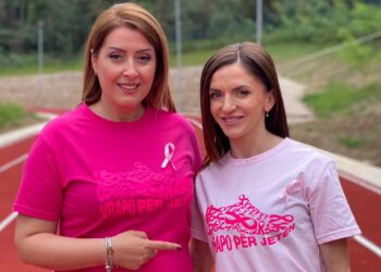 Tetori rozë, Manastirliu me Luiza Gegën mesazh ndërgjegjësues për kancerin e gjirit