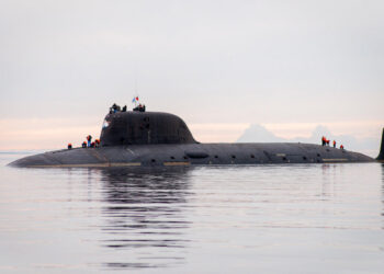 Kërcënimi nuklear/ Putin nxjerr “përbindëshin” bërthamor nënujor nga baza? NATO informon anëtarët për lëvizjet e fundit të Rusisë