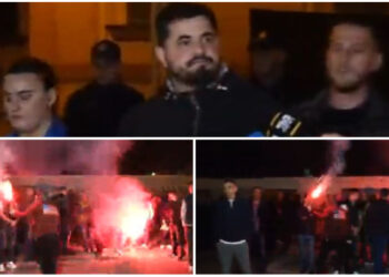 Vdekja e Lear Kurtit/ Të rinjtë protestë përballë Ministrisë së Brendshme, ndezin flakadanë