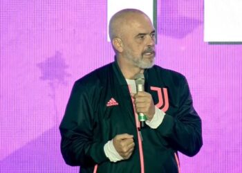“Bastexhiut në Kremlin i intereson”/ Rama-opozitës: Nxit konflikt për të çuar deri në gjakderdhje! Del ‘hiena’ e madhe dhe shqyen kufomën..!