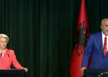 Samiti i BE në Tiranë/ Von der Leyen: Besoj në mikpritjen shqiptare, Rama: Shqipëria ka vetëm një rrezik, të bën të dashurohesh me të