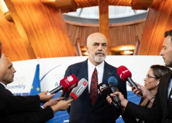 Rama pas mbledhjes në KiE: Debati për mua në Kosovë, si shërbëtor i Serbisë, tani…! “Organet e trafikuara”, përtej Thaçit, prek kombin shqiptar!