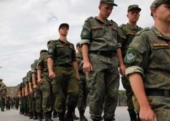 Zbulimi britanik: Rusia do të qëllojë ndaj ushtarëve të saj që dezertojnë nga lufta në Ukrainë