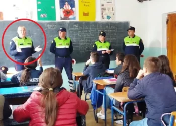 Ish-shefi i policisë në Dibër rrihet para gjykatës, në hetim dy persona që ishin gjobitur nga Robert Aga