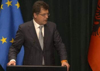 Shqipëria bëhet pjesë e mekanizmit të BE për Mbrojtjen Civile, Lenarçiç: Jeni një nga vendet të preken nga ndryshimet klimatike