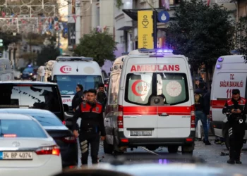 Një shpërthim i fuqishëm ‘shkund’ Stambollin, kryebashkiaku: Ka viktima dhe të plagosur…