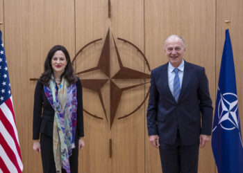 Zyrtarja amerikane kritikon NATO-n: Përgjigjja ndaj sulmeve të Iranit ndaj Shqipërisë ishte e pamjaftueshme