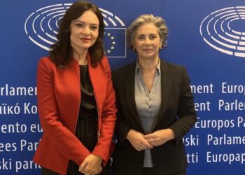 Spiropali takon në Bruksel raporteren për Shqipërinë në PE: Do punojmë fort për përmbushjen e sfidave për integrimin në BE