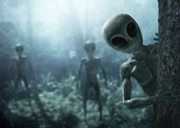 “Duhet të…”/ Shkencëtarët: Alienët mund të jenë aq të zhvilluar sa të na shohin ne si milingona primitive