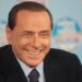 Nga futbolli, tek politika dhe aventurat romantike/ Jeta e Silvio Berlusconit kthehet në…