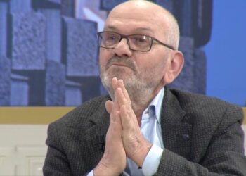 Mehdi Malkaj në takimin e Berishës: Doktor, kur ke gjithë jetën që zvarritesh si krimb pse bërtet kur të shkelin me këmbë?
