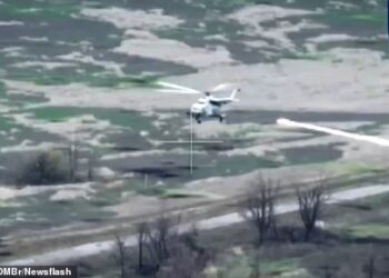 Ukraina rrëzon në pak minuta dy nga helikopterët më “vdekjeprurës” të Putinit (VIDEO)