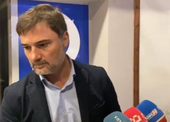 “S’kemi qenë ne shkaktarët e ndarjes”/ Alibeaj lë të hapur mundësinë e bashkimit: Është pikërisht shtrirja e dorës…!