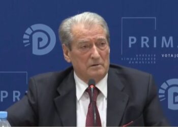 Protesta/ Berisha kërcënon Ramën: Ta rrëzojmë, t’i tregojmë vendin ose të ikim. Por do ta paguajë shumë shtrenjtë…!