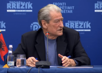 Berisha me ‘krenari’: Ne jemi populli i gomoneve, kemi pushtuar lajmet e botës si në ’90-ën. Çmimet, në ‘qiell’