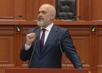 Rama akuza opozitës: Shkonit si dele te çadra. Disa prej jush janë të shitur se janë gjela deti