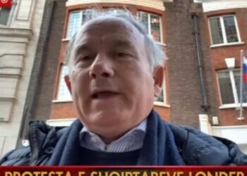 Protesta e shqiptarëve në Londër/ Hoxha: Ishte madhështore, mesazhi u dha! Do ketë një ripozicionim sa i takon kësaj çështjeje…!