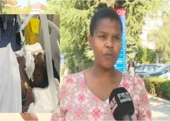 VIDEO/ ‘Shoqja e dhomës e dhunonte’! Nëna e 22-vjeçares nga Kenia me lot në sy tregon pamjet tronditëse