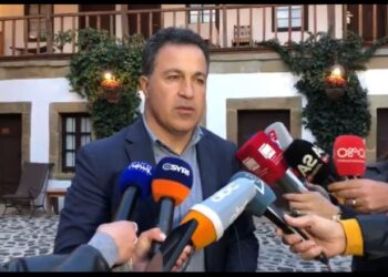 Tensionet në Veri/ Peleshi flet nga Korça: Vetëm dialogu mund të zgjidhë situatën. Kosova është në të drejtën…!