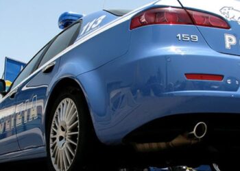 Aksioni/ Arrestohet shqiptari bashkë me gruan në Itali, policia i sekuestron 30 mijë euro dhe heroinë