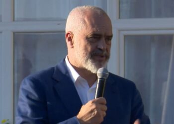 “Budallallëk të thuash…!”/ Rama: Shkolla ku stërvitesha unë në Paris as që i afrohej kësaj këtu, pra vota ka shkuar siç duhet!