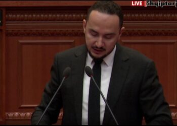 Debati për Portin e Durrësit/ Salianji: Rama i eksituar për projektin, sulmonte këdo që i dilte kundër! Kjo aferë ka lindur në…!