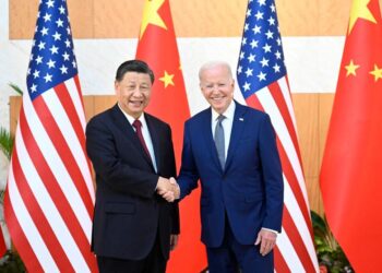 Xi Jinping-u: Marrëdhëniet kino-amerikane duhet të kthehen në rrugën e duhur të zhvillimit të qëndrueshëm