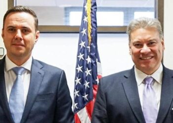 Lumir Abdixhiku: Jemi të shqetësuar me degradimin e raporteve Kosovë-SHBA!