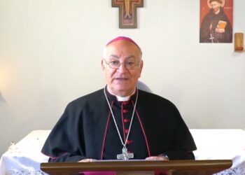 Kisha Katolike thirrje gjithë klasës politike: Trajtoni me përparësinë më të madhe shpopullimin e Shqipërisë