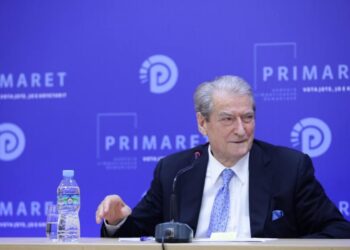 Debati për emigrantët, Berisha fton qeverinë britanike të analizojë shkaqet e largimit të shqiptarëve