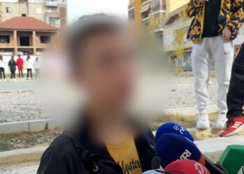 Dhunë ndaj nxënësve në shkollën e Bilishtit, pezullohet nga detyra mësuesi i anglishtes