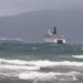 Moti i keq/ Pezullohet lundrimi i trageteve Durrës-Bari, autoritetet theksojnë se…