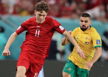 Pjesa e parë mbyllet 0-0 / Danezët vijojnë sulmet, australianët mbrojnë në të gjitha mënyrat kualifikimin