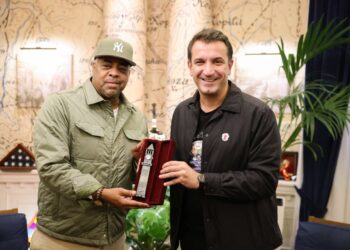 Producenti i njohur amerikan, Angelo Doc Velasquez vlerëson Tiranën si qytetin më të sigurt për turistët: Ndihem i mirëpritur kudo!